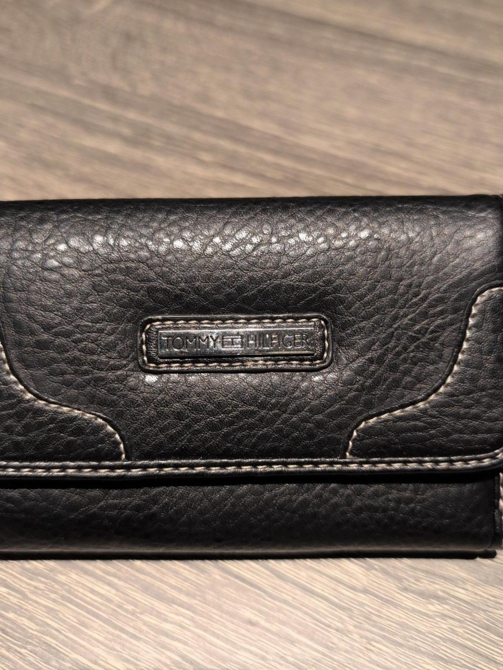 Tommy Hilfiger Black Leather Wallet